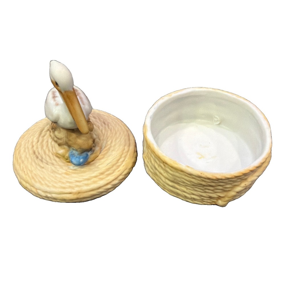 Vintage Porcelain Pelican Trinket Box Bird Nautical Seashore Beach Coast Covered - Picture 5 of 9